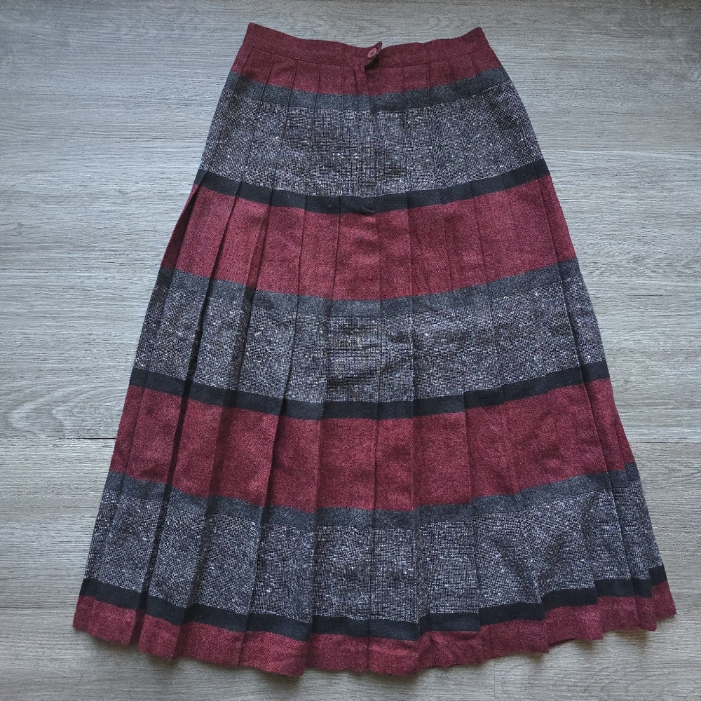 Vintage Elegant Striped Pleated Skirt Dark Academia
